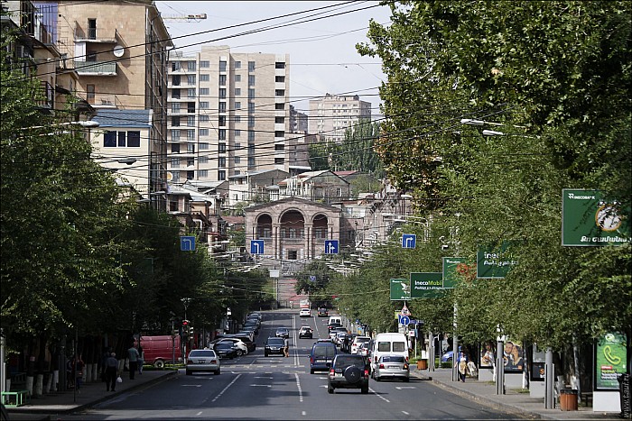 01Yerevan-023_MG_1192-abc.jpg: 1280x854, 654k (2015-10-16, 00:20)